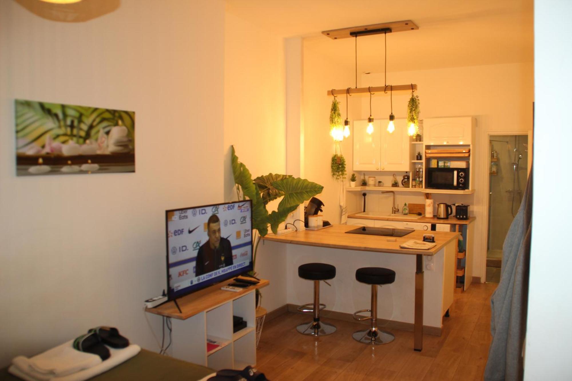 Studio La Casa De Planel Gare Saint Roch Montpellier Bagian luar foto