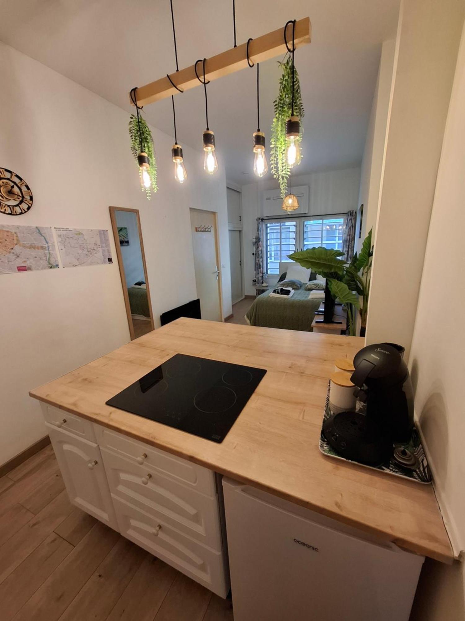 Studio La Casa De Planel Gare Saint Roch Montpellier Bagian luar foto